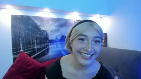 Nina online show from 06-22-26, 09:12