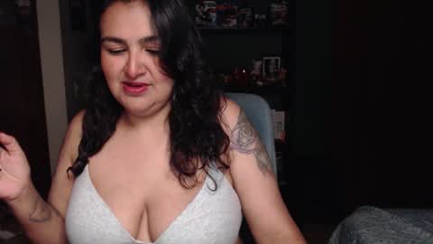 Nina Moon online show from 02-23-26, 01:47