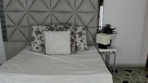 Snapshot of nina_pons chatting on 09-29-25, 10:58 Nina online show from 09-29-25, 10:58