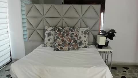 Snapshot of nina_pons chatting on 10-07-25, 09:12 Nina online show from 10-07-25, 09:12