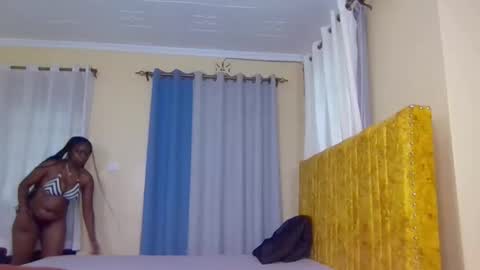 Nina online show from 10-17-25, 07:11