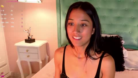 Snapshot of ninabravur chatting on 04-18-26, 12:42 NINA BRAVU online show from 04-18-26, 12:42