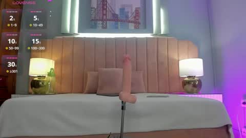Nina  online show from 06-21-26, 02:25