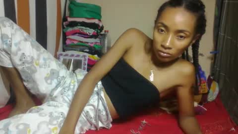 ninaeaa online show from 03-28-26, 09:58