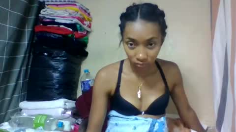 ninaeaa online show from 06-11-26, 06:06