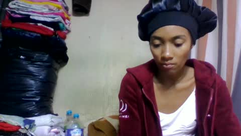 ninaeaa online show from 06-12-26, 07:13