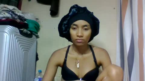 ninaeaa online show from 06-15-26, 05:37