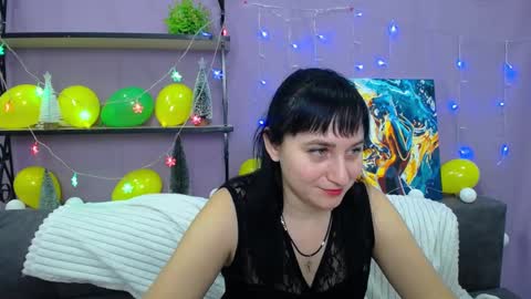Snapshot of ninaflawlees chatting on 01-15-25, 10:35 ninaflawlees online show from 01-15-25, 10:35