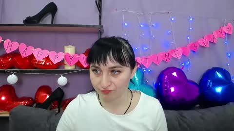 Snapshot of ninaflawlees chatting on 02-06-25, 02:33 ninaflawlees online show from 02-06-25, 02:33