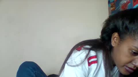 ninah_rise online show from 12-15-25, 07:34