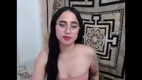 N I N A online show from 12-23-24, 10:12