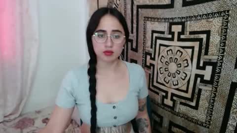 N I N A online show from 01-02-25, 08:35