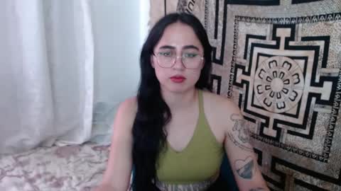N I N A online show from 01-27-25, 06:41