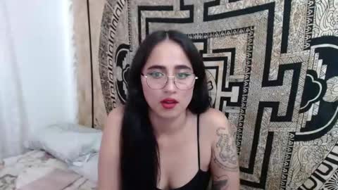 N I N A online show from 02-07-25, 06:13