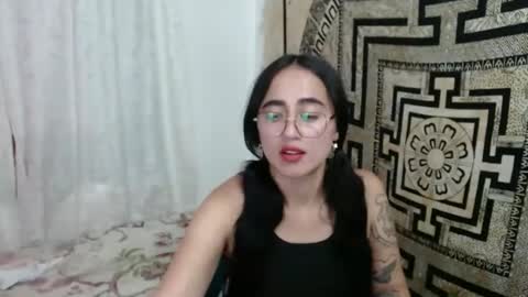 N I N A online show from 02-21-25, 06:48