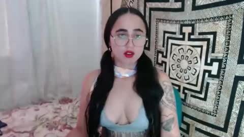 N I N A online show from 02-24-25, 09:20