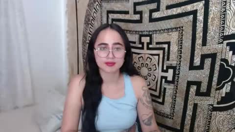 N I N A online show from 03-04-25, 05:24