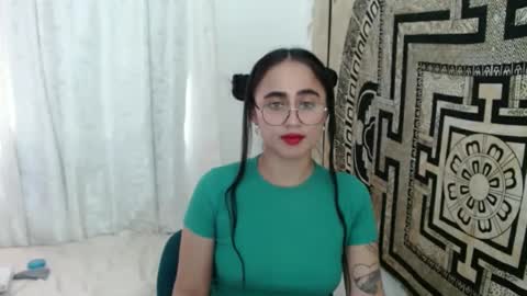 N I N A online show from 03-11-25, 08:42