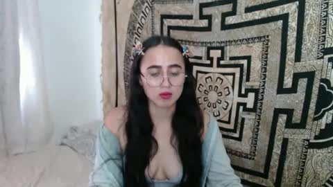 N I N A online show from 03-12-25, 07:17