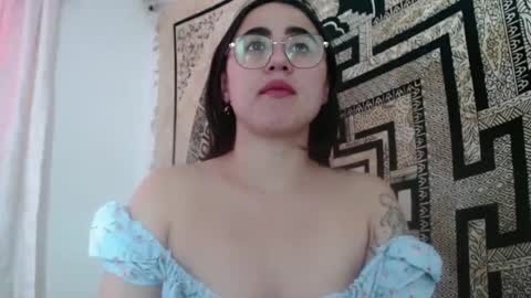 N I N A online show from 09-23-25, 02:20