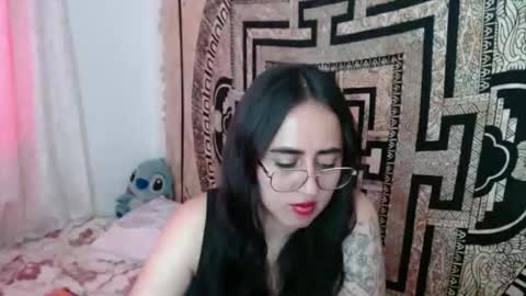 N I N A online show from 10-01-25, 02:56