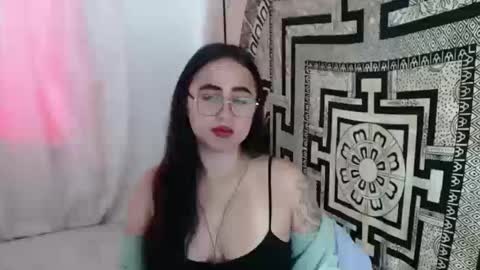 N I N A online show from 10-15-25, 02:50