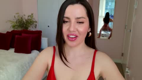 NinaOneil online show from 03-06-25, 12:43