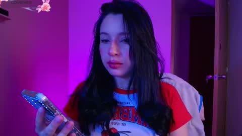 Nina online show from 09-27-25, 10:20