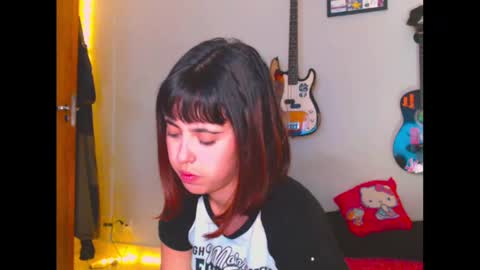 Snapshot of ninapellegrini17 chatting on 10-13-25, 10:54 ninapellegrini17 online show from 10-13-25, 10:54