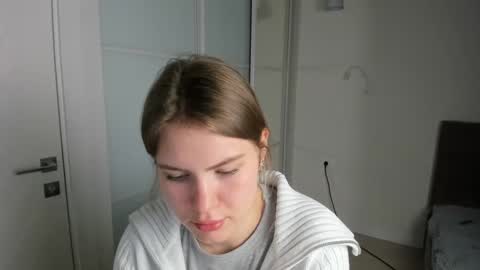 ninarihh online show from 03-04-25, 05:24