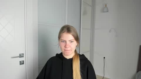 ninarihh online show from 03-08-25, 02:40