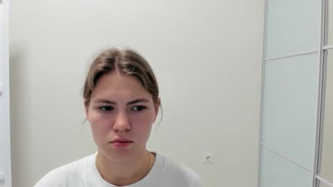 ninarihh online show from 09-23-25, 10:40