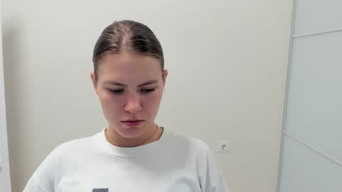 ninarihh online show from 09-24-25, 09:34