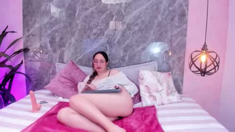 Nina online show from 02-09-26, 02:10