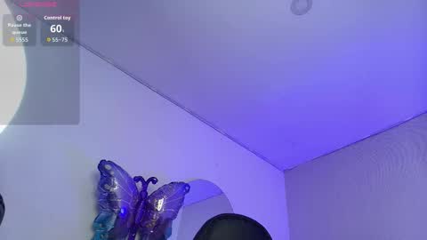 Nina online show from 01-18-26, 11:36