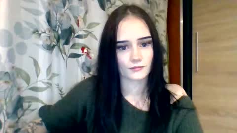 Nina online show from 12-17-25, 09:21