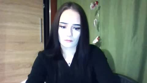 Nina online show from 01-14-26, 09:42