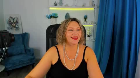 ninastarle online show from 11-16-25, 04:40