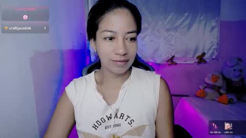 ninatinydoll1 online show from 11-01-25, 10:39