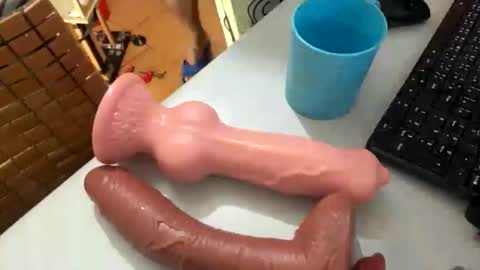 Snapshot of ninfo_puta chatting on 12-23-25, 10:13 Ninfo Puta online show from 12-23-25, 10:13