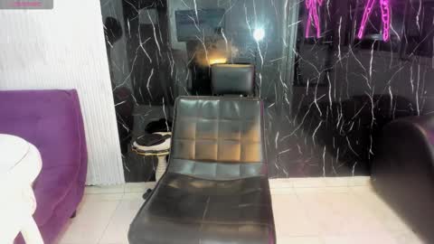 Snapshot of nini_beyker chatting on 02-14-26, 01:30 nini_beyker online show from 02-14-26, 01:30