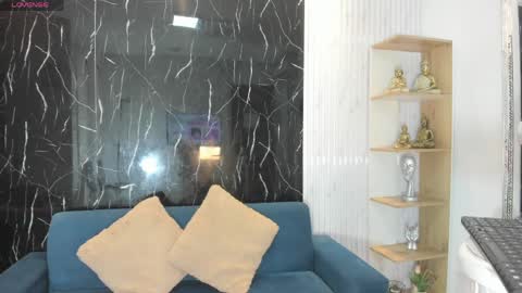 Snapshot of nini_beyker chatting on 03-28-26, 12:27 nini_beyker online show from 03-28-26, 12:27