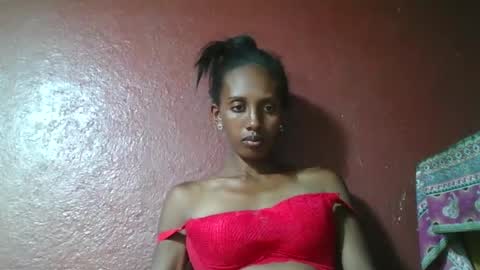 ninie246746 online show from 01-07-25, 05:31