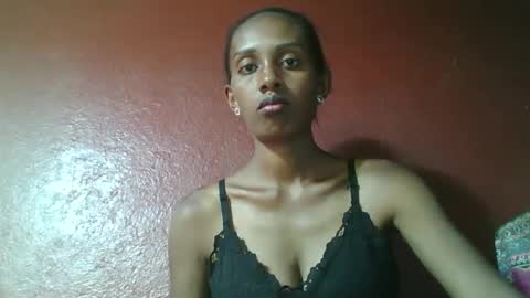 ninie246746 online show from 01-08-25, 11:54