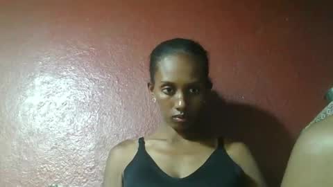 ninie246746 online show from 01-11-25, 09:15