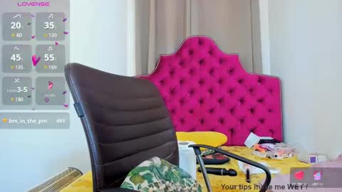 nina dee online show from 12-17-24, 07:50