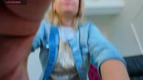 nina dee online show from 05-25-26, 05:02