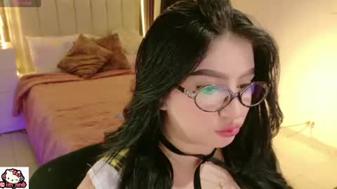 Nina online show from 06-19-26, 01:48