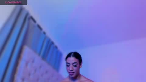 Ninon Beart online show from 05-15-26, 11:34