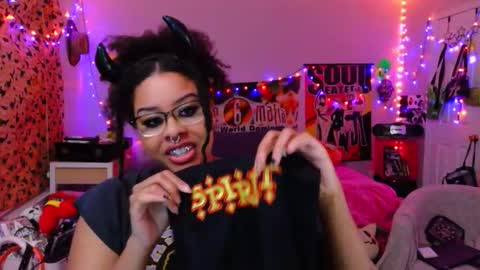 kiwi online show from 10-14-25, 04:46